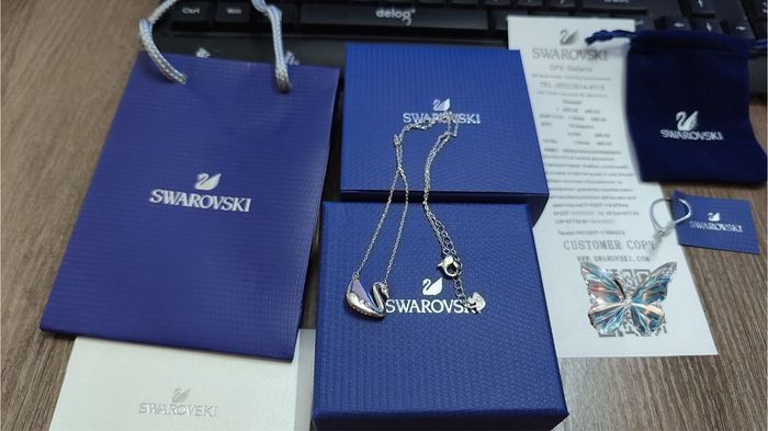 collier Swarovski de cygne coloré champagne - photo numéro 3