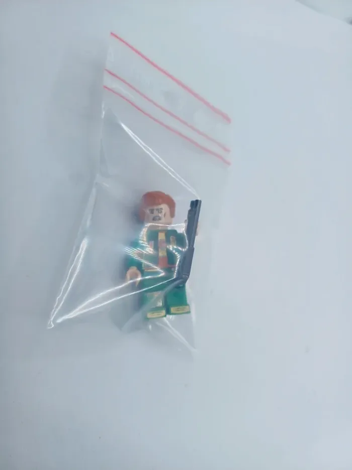 Garde 4-Compatible Lego - photo numéro 3