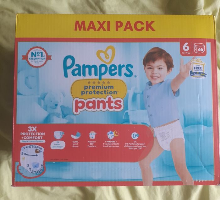 Couches Pampers pants