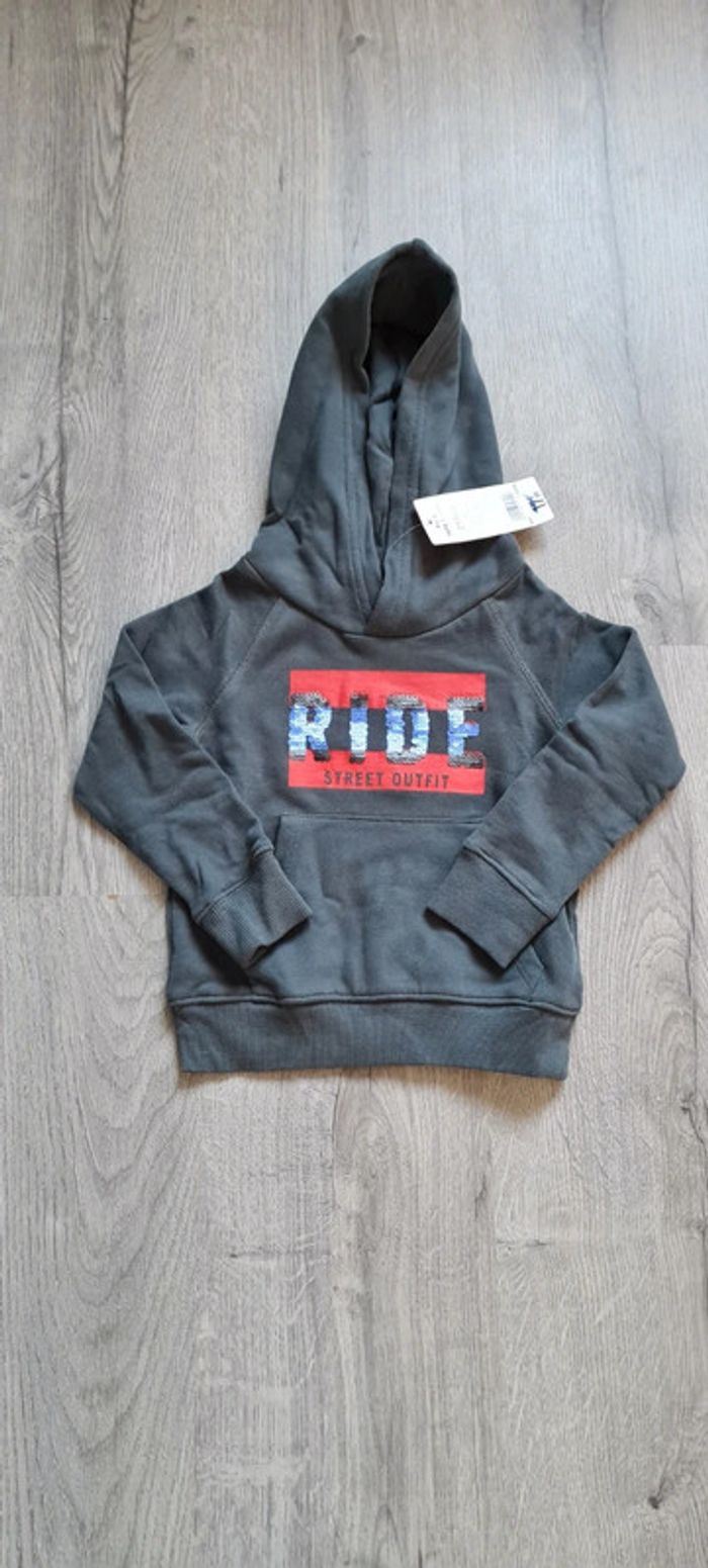 Sweat à capuche TAO 2 ans