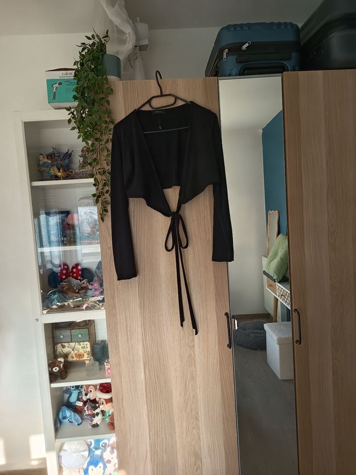 Top boléros noir qui se croise neuf Trendyol - Taille M 38