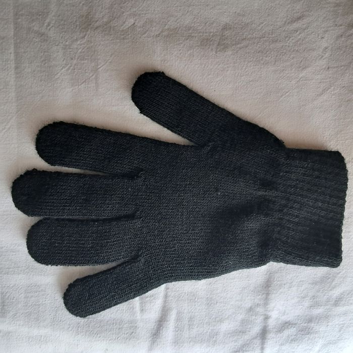 Gants noirs acrylique Taille unique Neufs - photo numéro 3