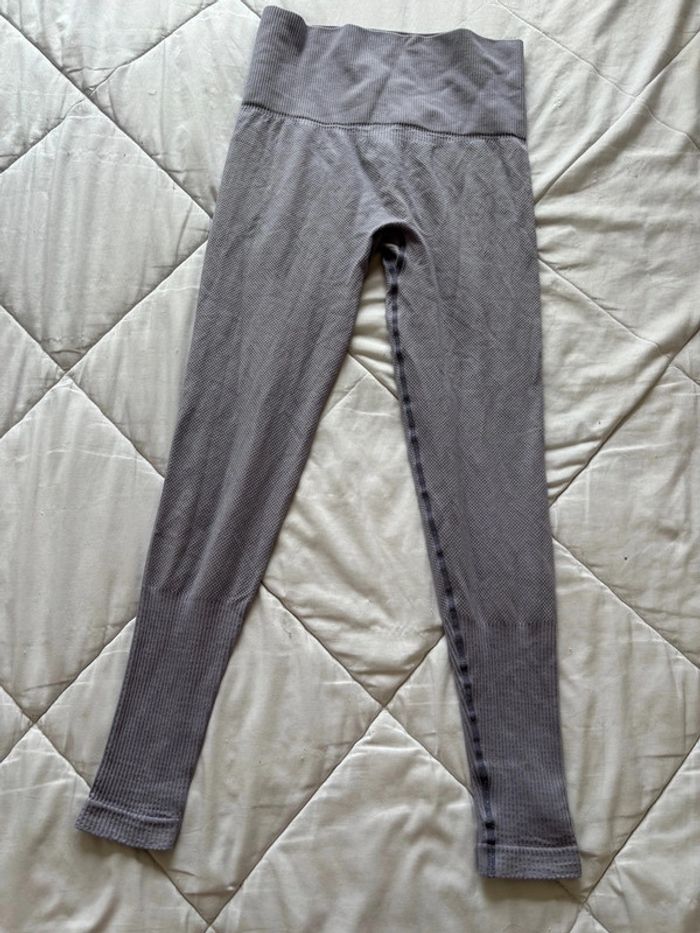 Legging Gymshark Taille M/38 violet Lila – mega Taille Haute – Très Bon État - photo numéro 8