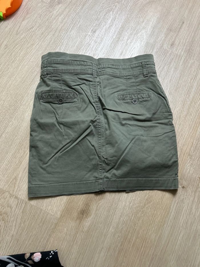 Jupe verte taille 34 - photo numéro 2