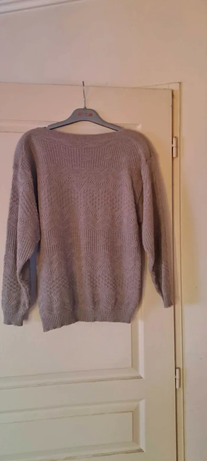 Pull marron clair manches longues - Sans marque - Taille40 - Bon état. - photo numéro 6