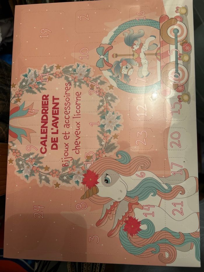 Calendrier Avant Noel  - Bijoux Licorne - NEUF