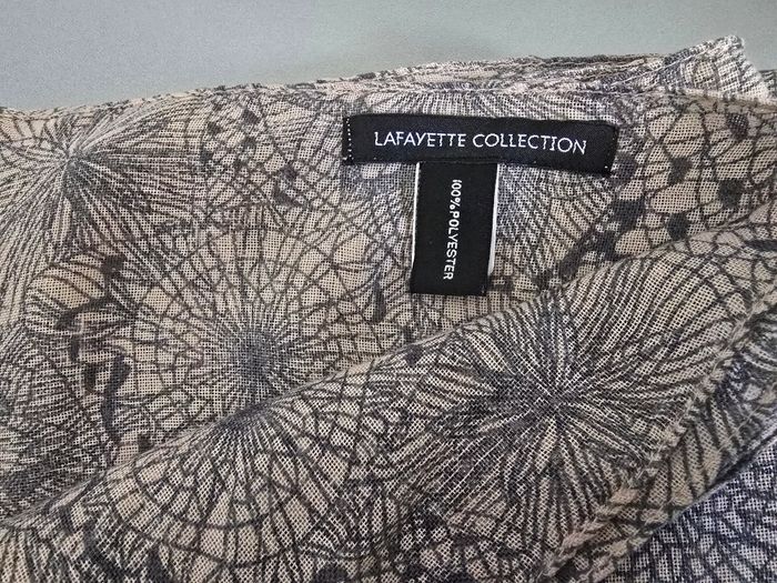 📌 Châle / Etole Floral Graphique Galeries Lafayette - photo numéro 8