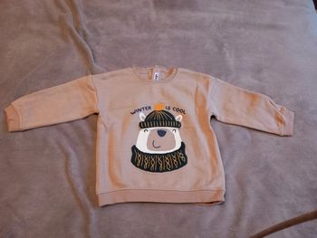 Pull / Sweat Taille 2 ans