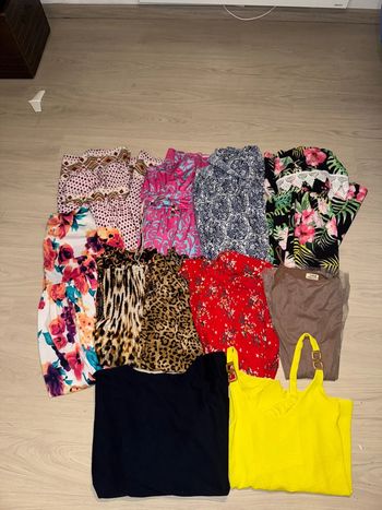 Lot de robes taille unique 11 pièces