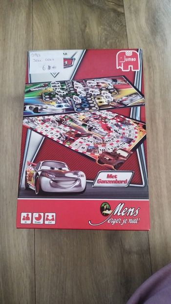 Jeu de plateau cars 