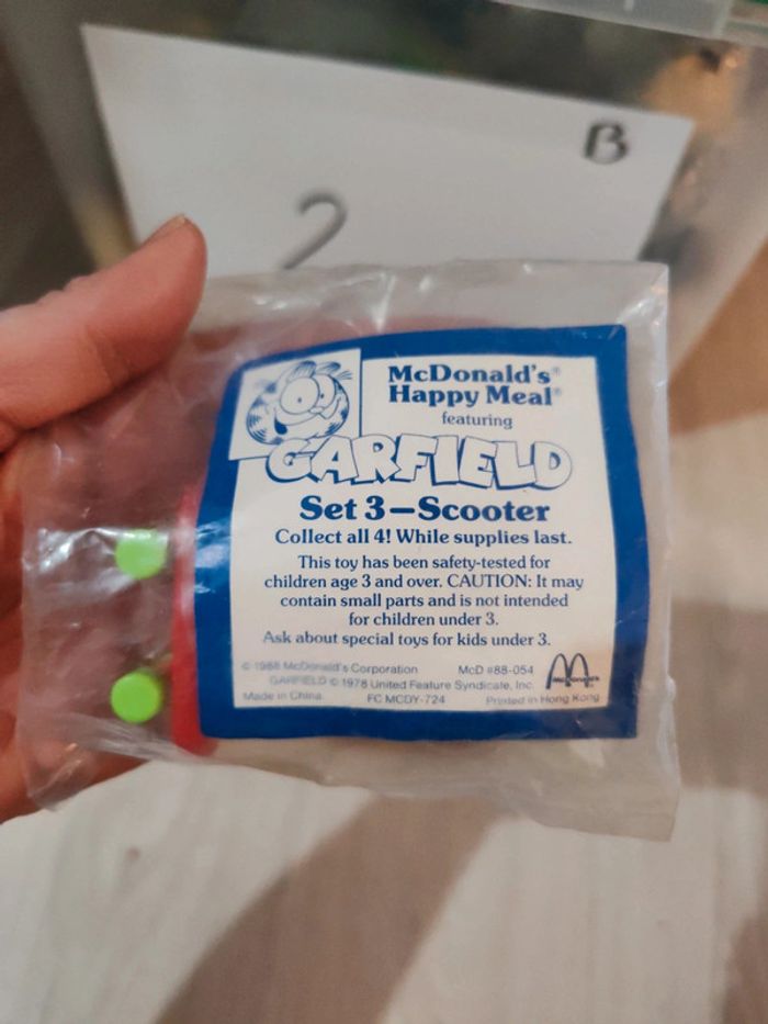 Figurine McDonald's Garfield. - photo numéro 3