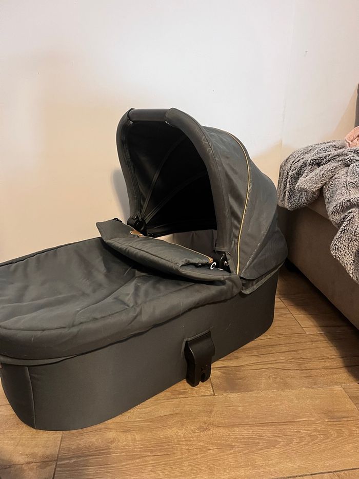 Poussette - photo numéro 4