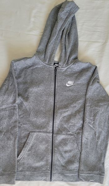 Ensemble de survêtement gris nike