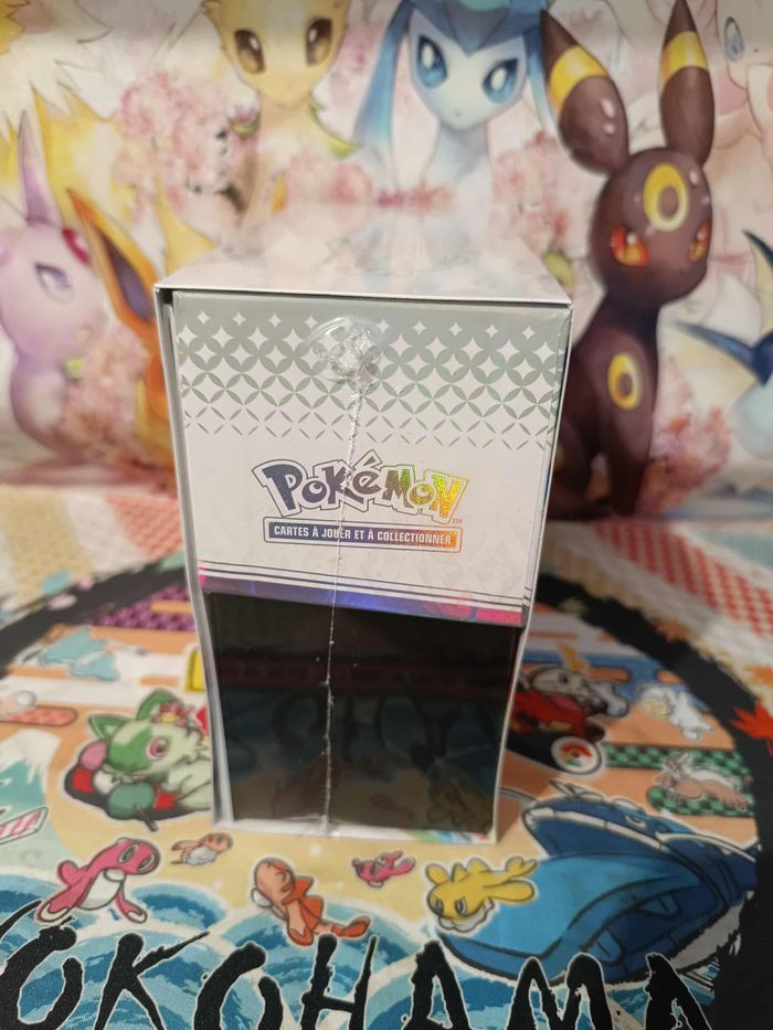 EV8.5 - Coffret ETB Évolutions Prismatiques - FR (2) - photo numéro 4