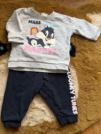 Ensemble jogging Looney Tunes t.6m