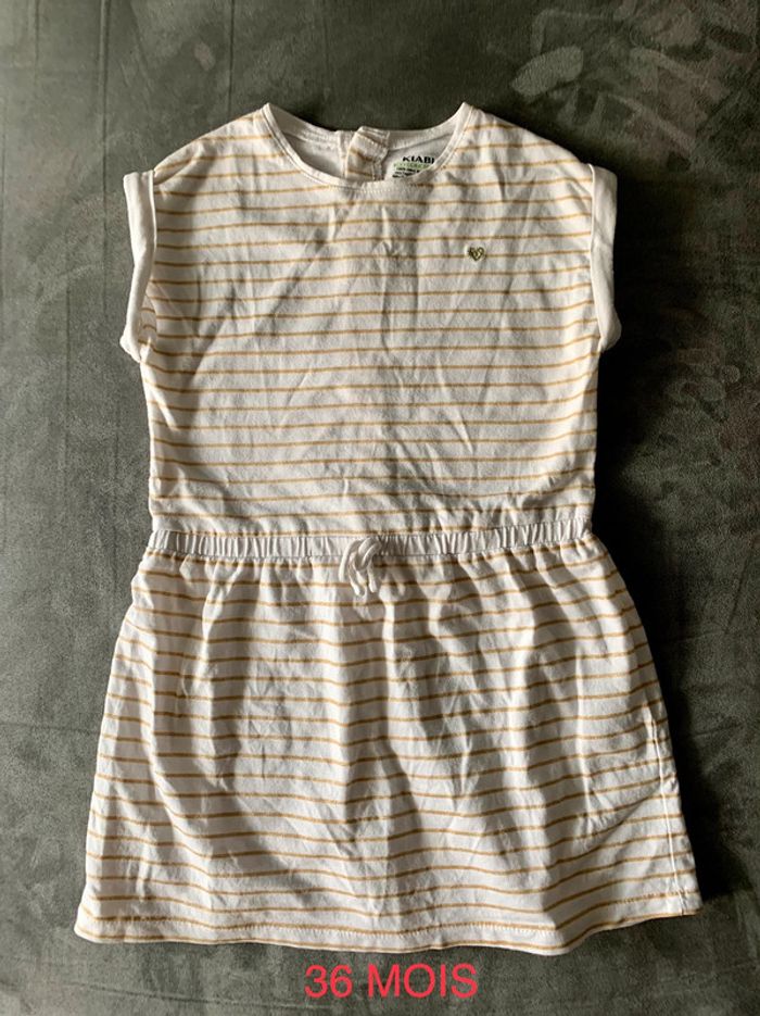 Robe 36 mois