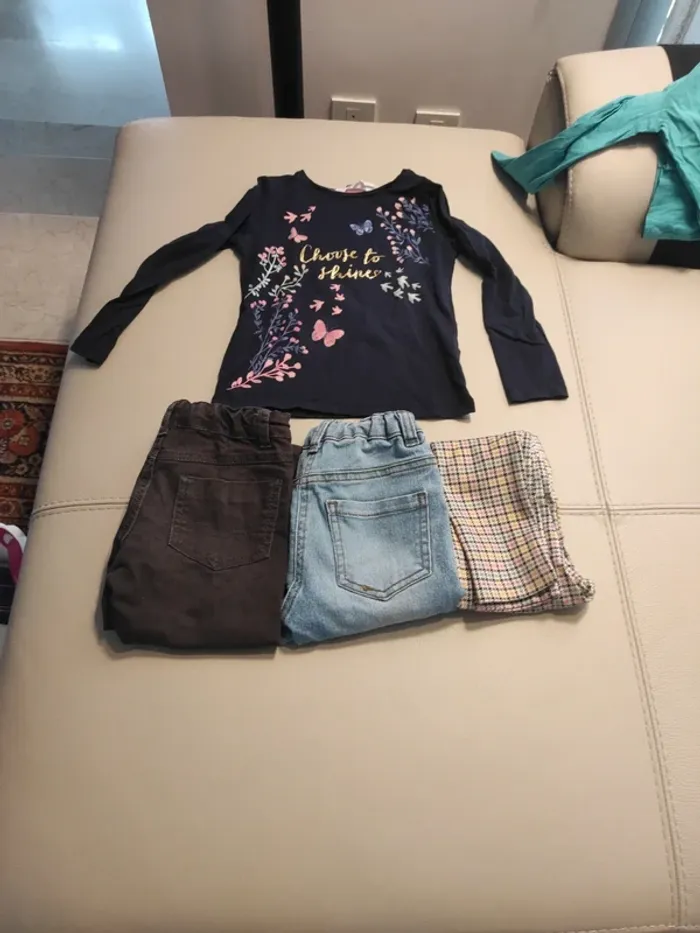 Lot 3 pantalons et 1 Tee shirt manches longues - photo numéro 10