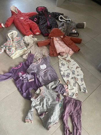 Lot 10 vêtement 18 mois