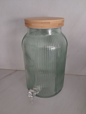 Fontaine à boisson en verre