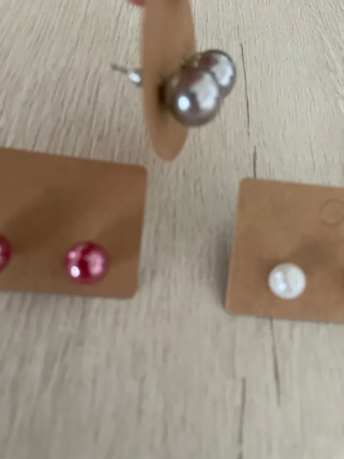 Lot de paires de boucles d’oreilles neuves - photo numéro 2