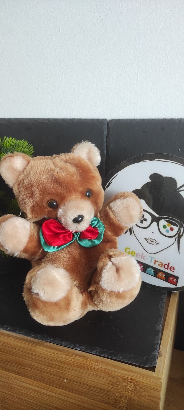 peluche ancien ours marron vert rouge noeud Papillon fermeture éclair Noir Poche