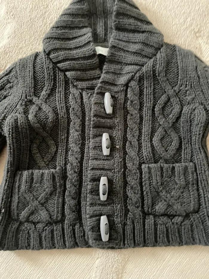 Gilet en laine bébé gemo 18mois - photo numéro 2