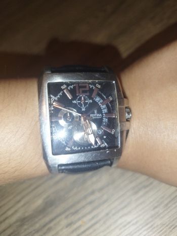 Montre Festina homme référence F16363