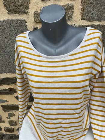 Pull en maille crème  fine rayure moutarde - Cache Cache 