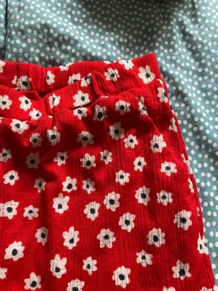 Short rouge à fleurs Only - photo numéro 6
