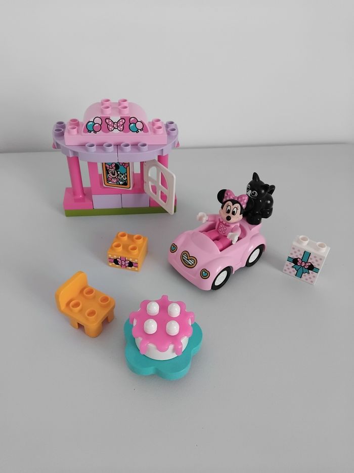 DUPLO Minnie Voiture Briques  Anniversaire 😍 - photo numéro 3