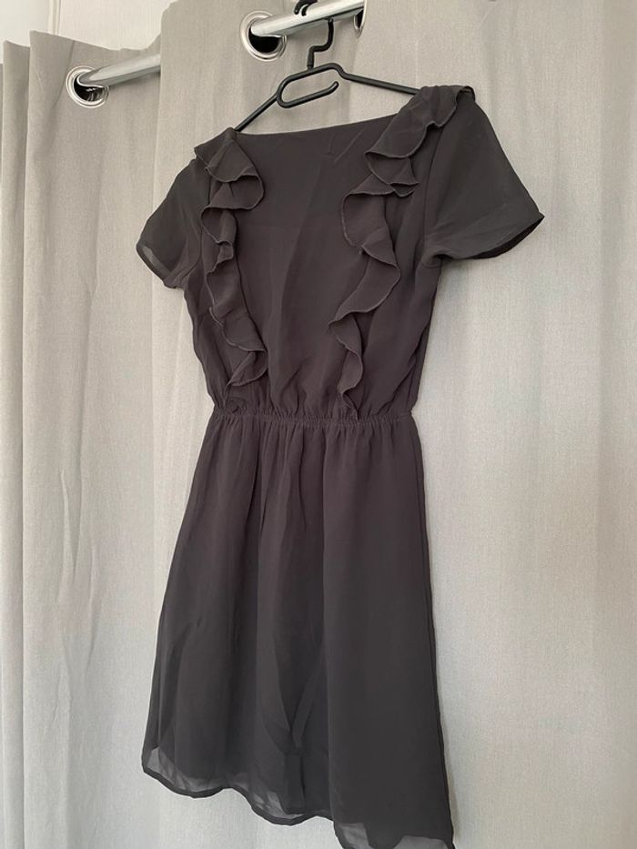 Robe noire - photo numéro 16