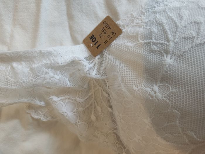 Soutien gorge - photo numéro 2