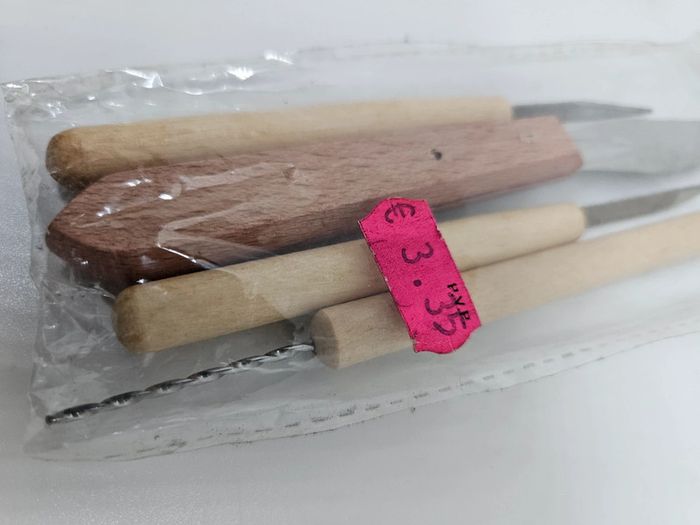 Set de 4 outils à sculpté.
Neuf - photo numéro 5