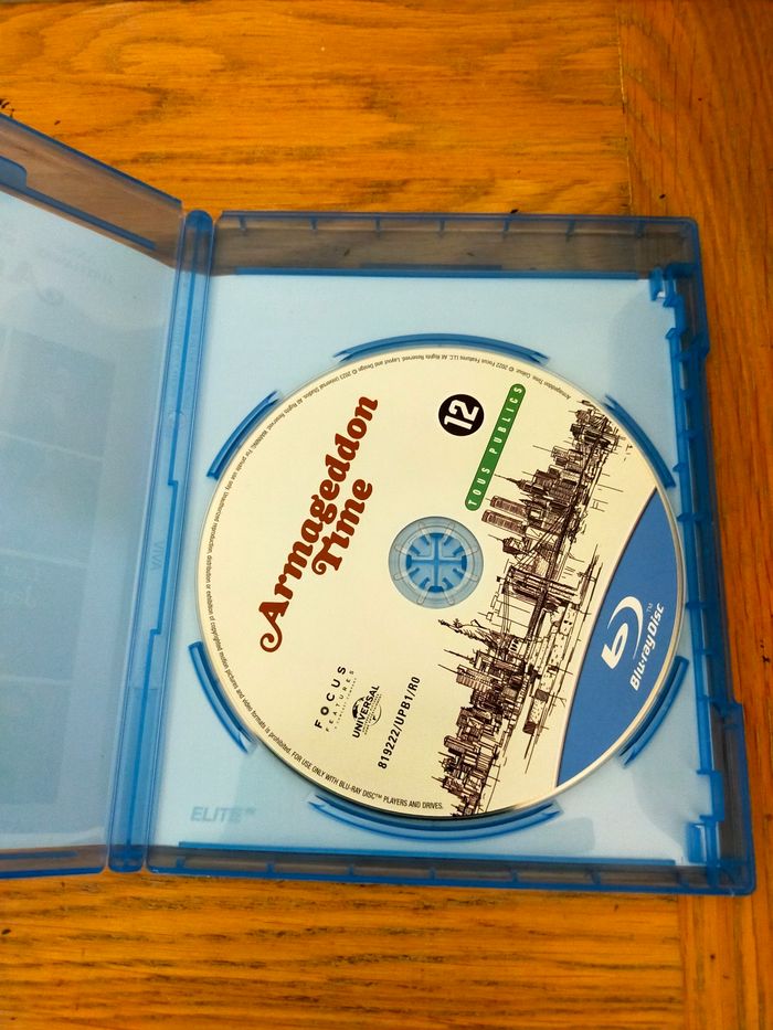 Blu Ray Armageddon Time - photo numéro 3