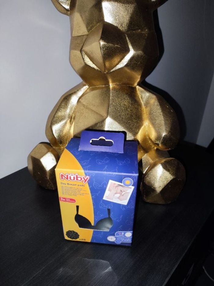 28 coussinets d allaitement.