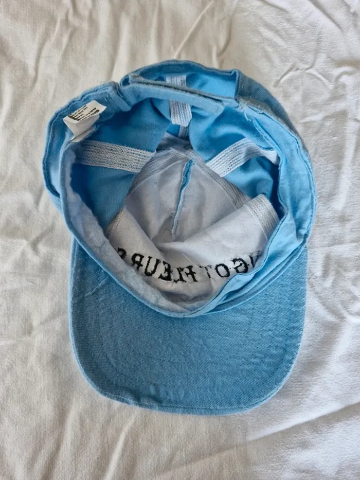 Casquette - photo numéro 2