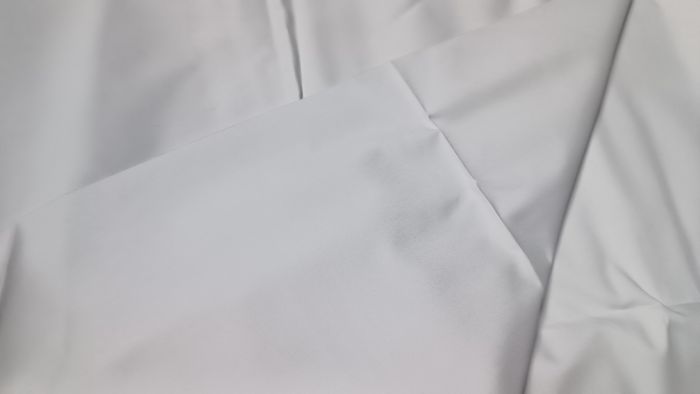 Tissu occultant mondial tissus 🪡 - photo numéro 3