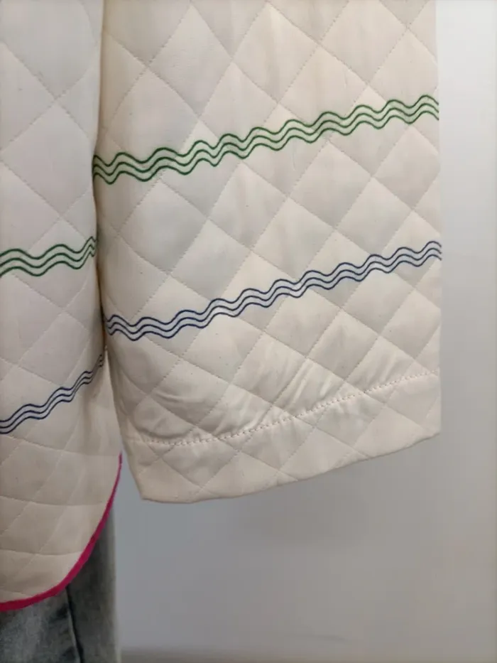 Veste légère matelassée Oversize Printemps/été Neuve- Grosses fleurs - Blanc cassé - photo numéro 6