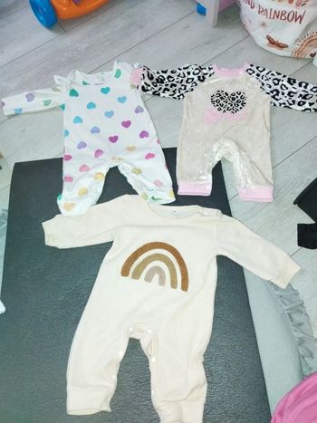 Combinaisons bébé