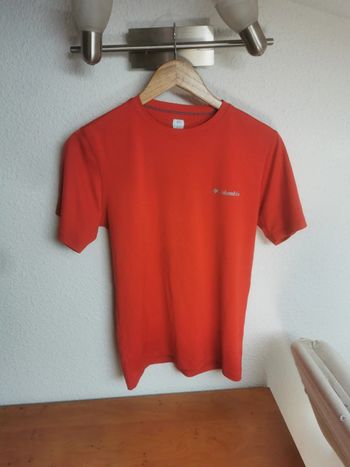 Tee shirt columbia