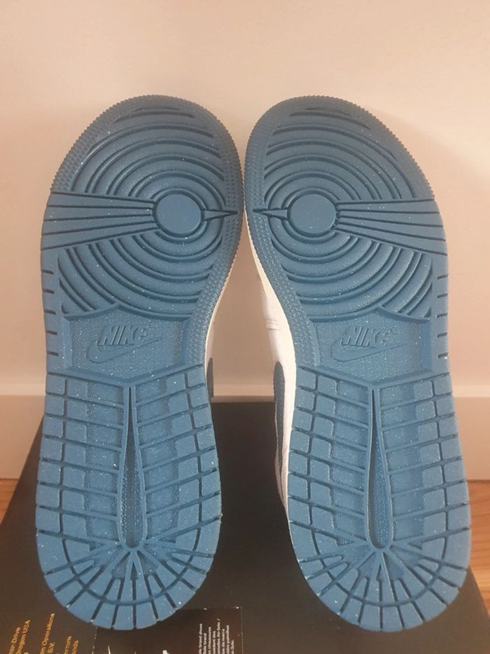 Nike Air Jordan 1 (37.5) - photo numéro 9