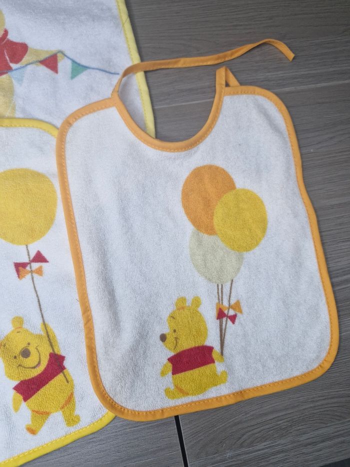 Lot 5 bavoirs Winnie the Pooh - photo numéro 5