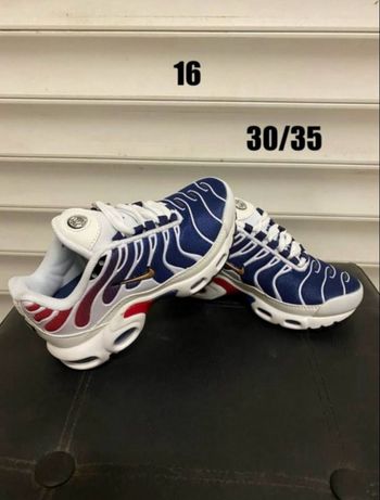 Nike tn psg 32