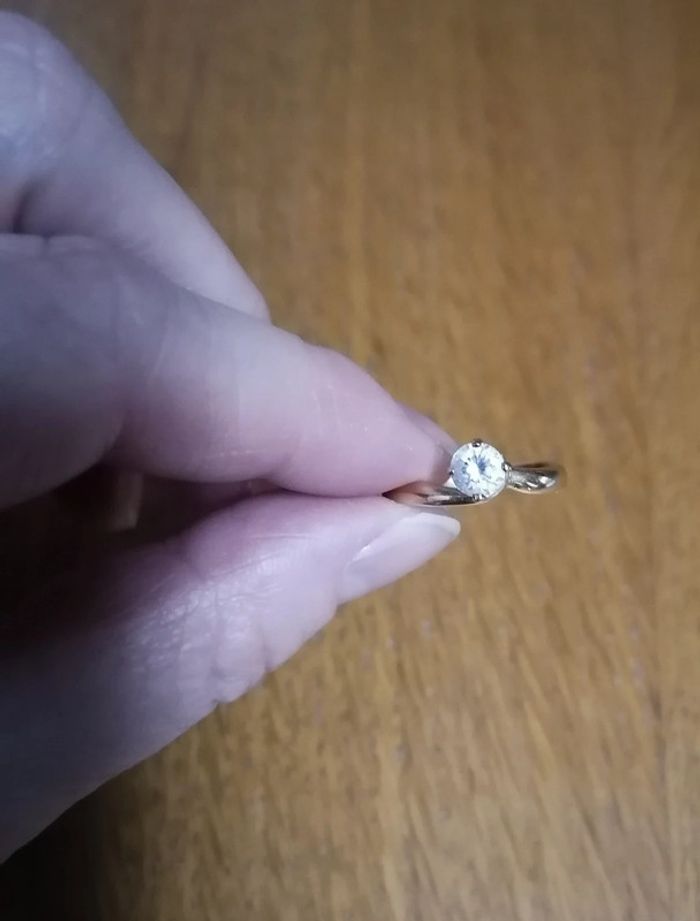 Bague style solitaire plaqué or taille 52 - photo numéro 3