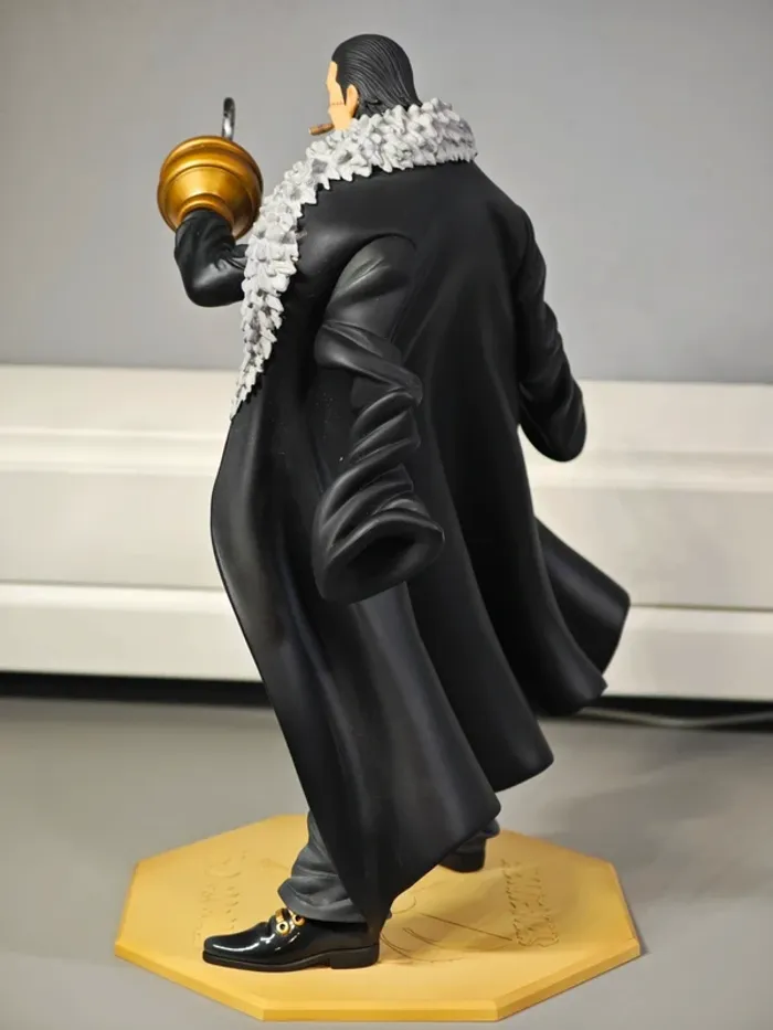 Figurine One Piece : Mr 0 Crocodile 24cm Megahouse sans boîte - photo numéro 3