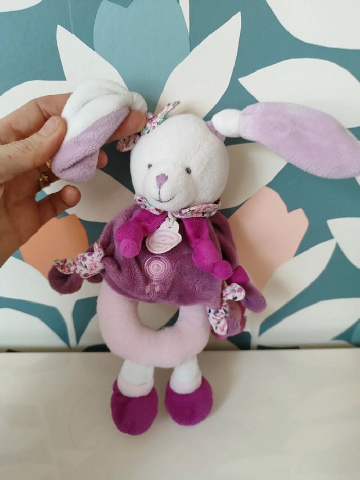 Doudou hochet cerise le lapin doudou et compagnie - photo numéro 3