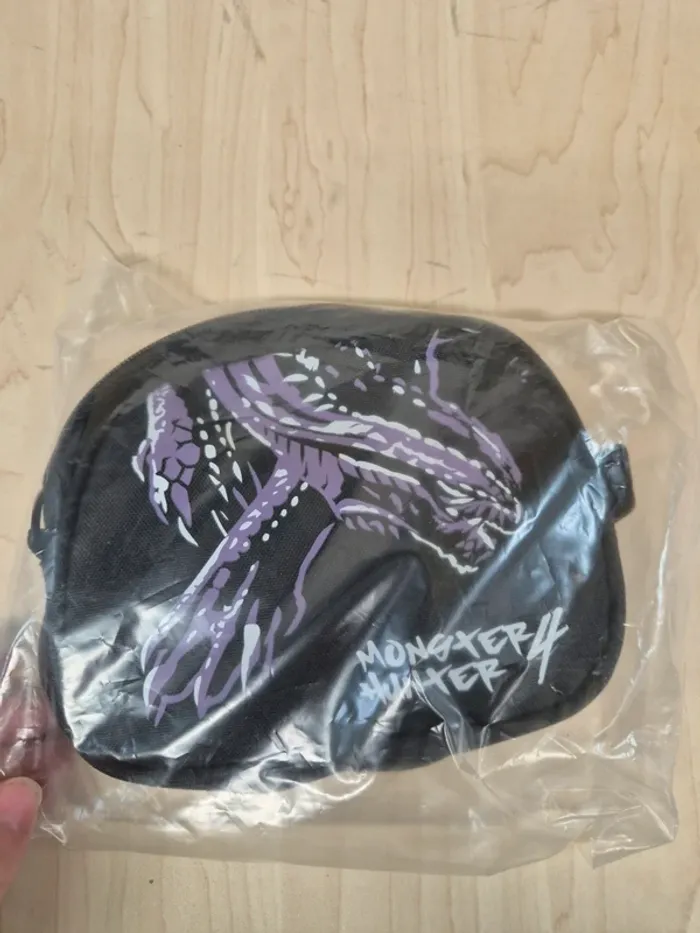 Petite trousse Monster Hunter 4 Ichibankuji - photo numéro 3