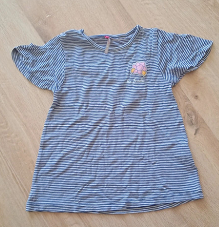 tee-shirt