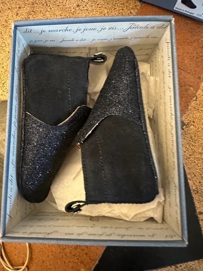 NEUF Jacadi chaussures chaussons cuir bleu marine pailletées bébé fille 19 Basila - photo numéro 9