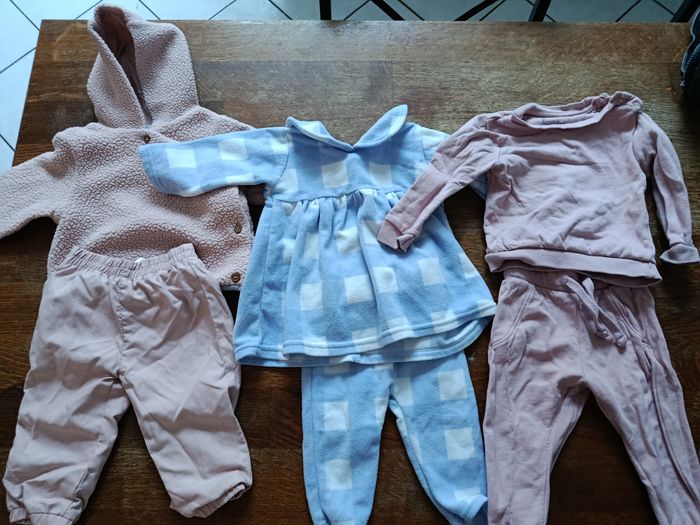 Lot vêtements fille 12 mois - photo numéro 6